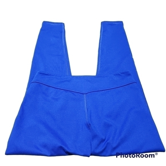 𝅺Abercrombie and‎ Fitch active leggings - Picture 3 of 4